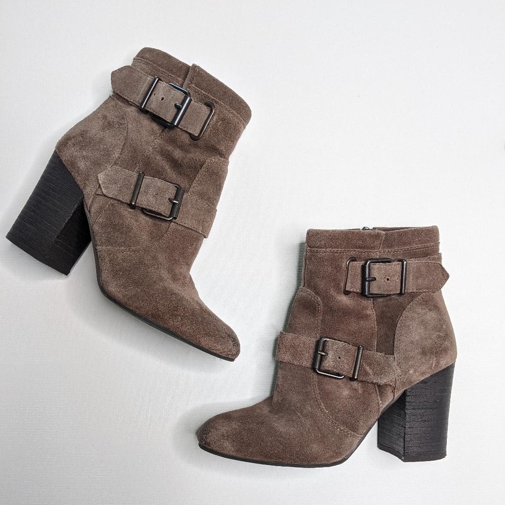 Vince Camuto Simlee Suede heeled Booties